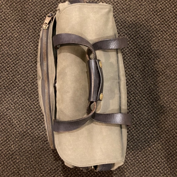 Filson Twill Padded Laptop Briefcase - Picture 2 of 5